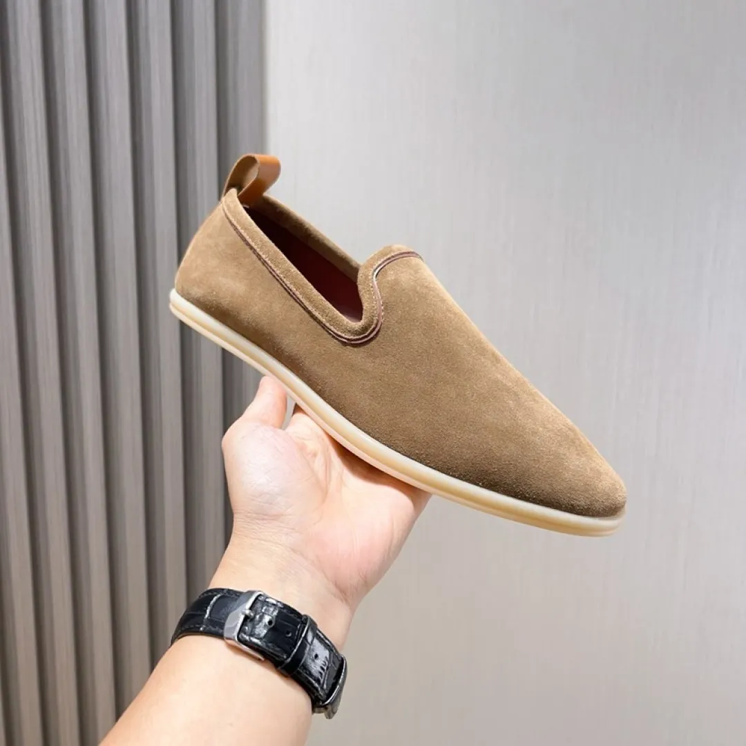 Men's shoes 400💰[loro piana] 2025 new moccasins, popular casual sneakers for street men. The shoes are made of first-layer suede leather uppers with rubber soles, a classic. The complex craftsmanship and meticulous structure make the shoes light and soft, allowing you to walk comfortably and freely. Perfect for summer wear. Yardage: 38-45.